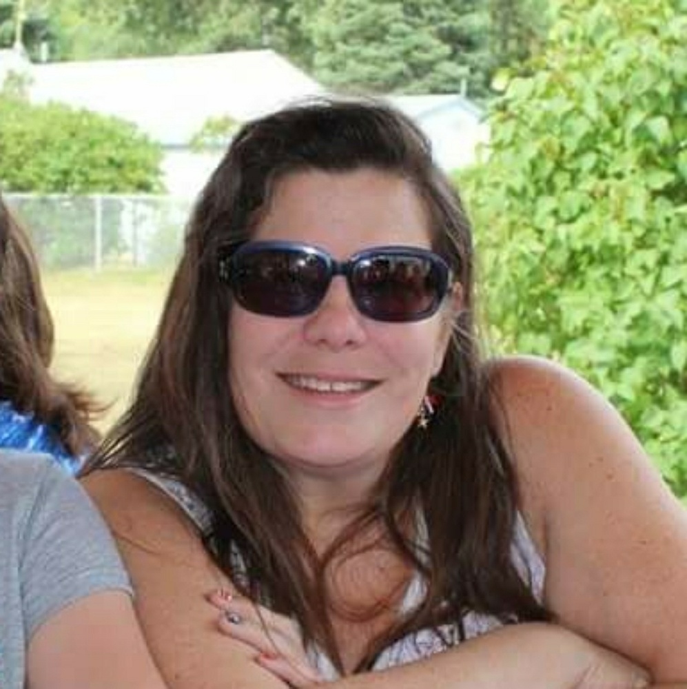 Meet your Posher, Laurie